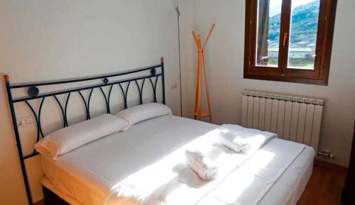 Two-Bedroom Apartment (6 Adults)