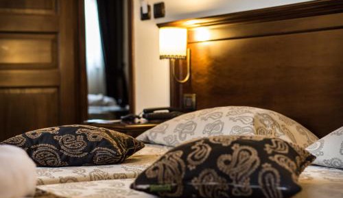 Superior Double or Twin Room with Mountain View