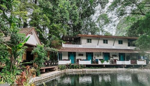 One-Bedroom Bungalow