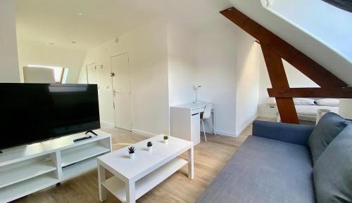 Studio with Garden View