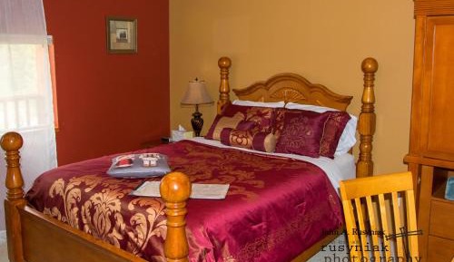 Queen Room with Balcony