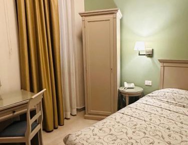 Small Single Room