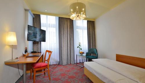 Standard Single Room