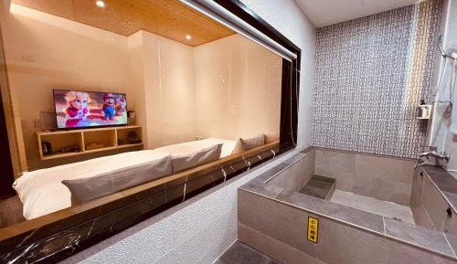 Quadruple Room with Bath