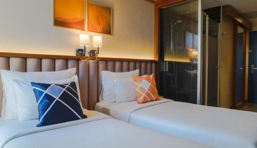 Twin Room with Urban View