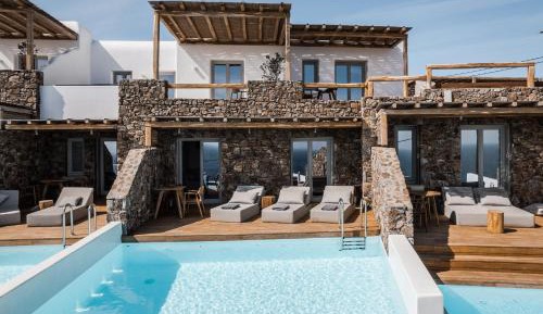 Alissachni Golden Suite with Private Pool & Sea View