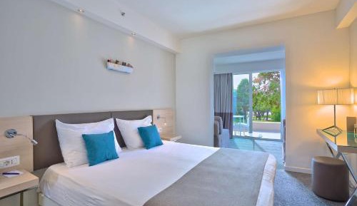 Family Room with Terrace - Sea Side