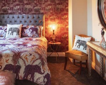 Deluxe Double Room with Shower
