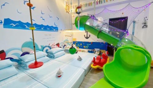 Quadruple Room with Mountain View