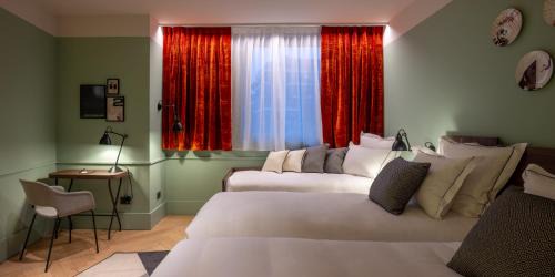 La Large Twin Room