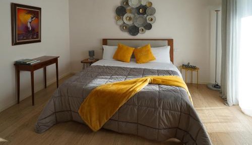 Queen Room with Spa Bath