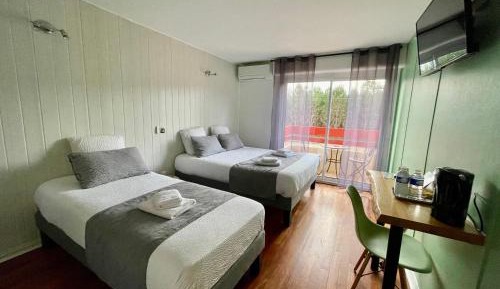 Triple Room with Terrace