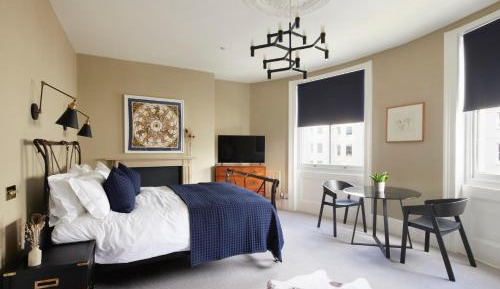 Deluxe Double Room with Shower