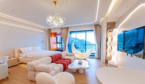 Deluxe Double Room with Balcony and Sea View