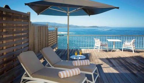 Luxury Room with One King Bed and Sea View - Private Panoramic  Solarium