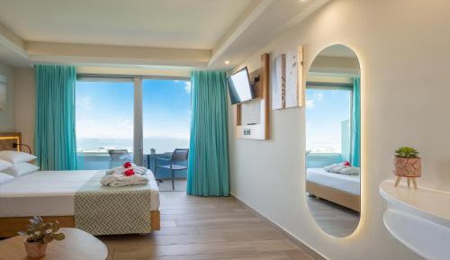 Superior Room with Sea View on High Floor