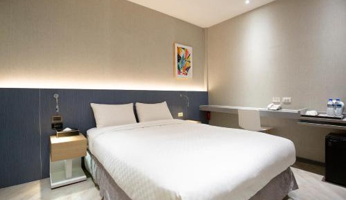 Standard Double Room - No window