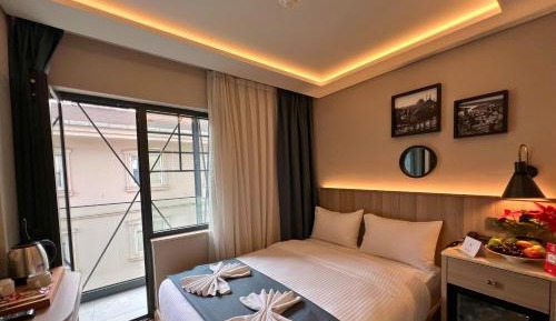 Double Room with Balcony