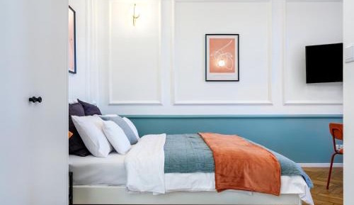 Apartment with Balcony