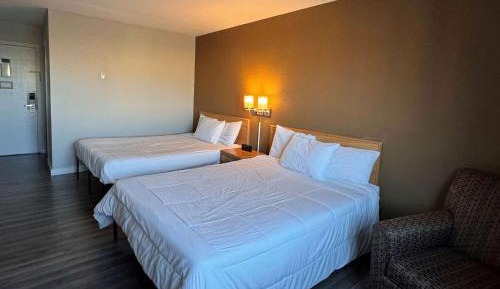 Double Room with Two Double Beds - Non-Smoking