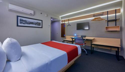 Queen Room