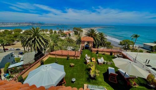 Studio Apartment with Sea View