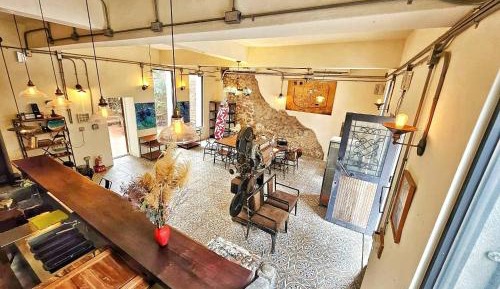 Bed in 10-Bed Mixed Dormitory Room