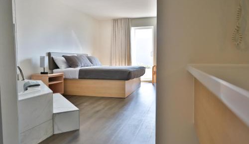 Suite with Spa Bath
