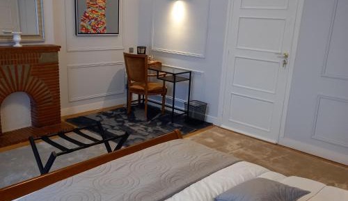 Suite with Garden View