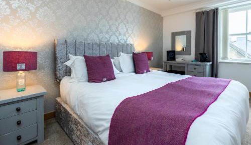 Superior Deluxe Double or Twin Room 
