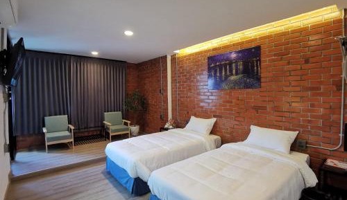 Twin Room with Private Bathroom