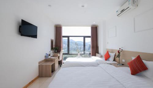Twin Room with Lake View
