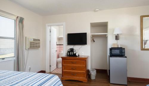 King Room with Lake View