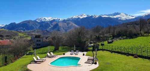 Double Room with Mountain View