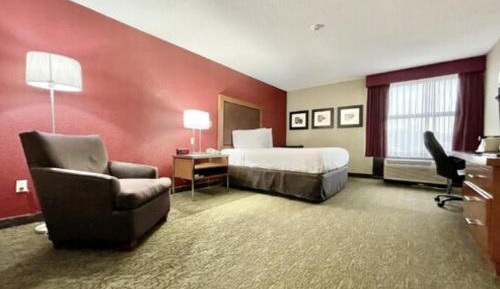 Deluxe King Room