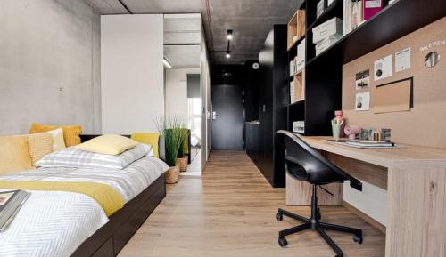 Single Room with Private Bathroom