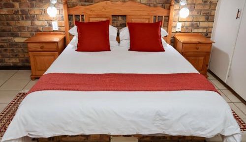 Standard Double Room with Private Bathroom