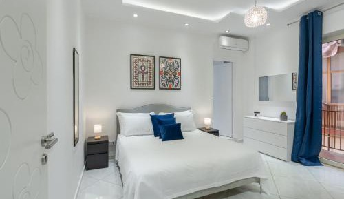 King Room with Spa Bath