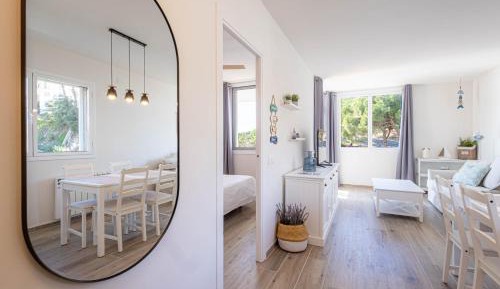  Apartment with Terrace - Second Floor