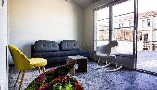 One-Bedroom Apartment with Terrace