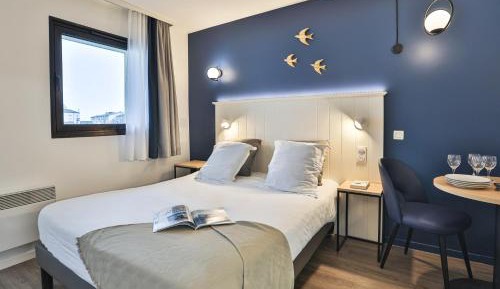 Superior Studio with Sleeping Alcove (3 People)