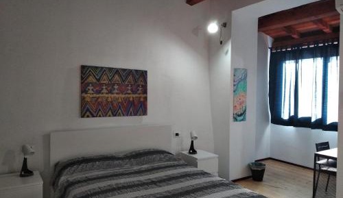 Double or Twin Room with Private Bathroom