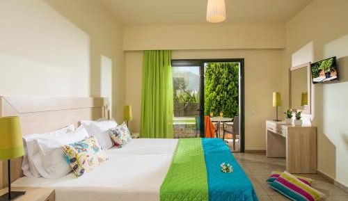 Deluxe Studio (2 adults)