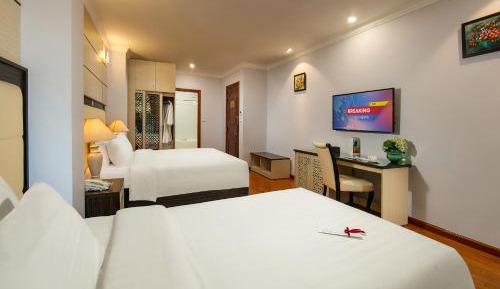 Deluxe Double or Twin Room with Balcony