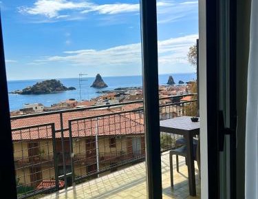 Triple Room with Sea View