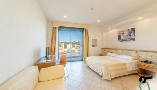 Comfort Quadruple Room