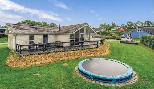 Four-Bedroom Holiday Home