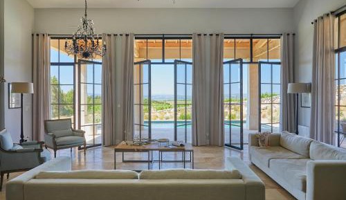Deluxe Villa