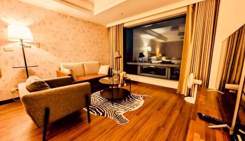 Twin Room with City View