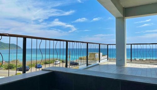 Deluxe Double Room with Balcony and Sea View